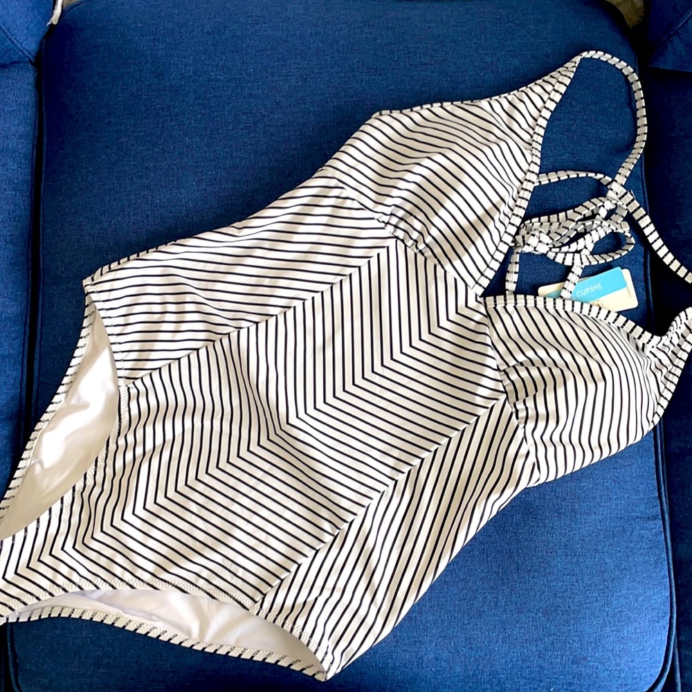 Black/White Stripe Halter Swimsuit